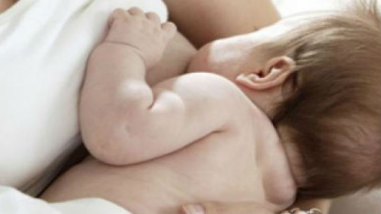 Ηράκλειο: «Έσβησε» μητέρα ενώ θήλαζε το παιδί της