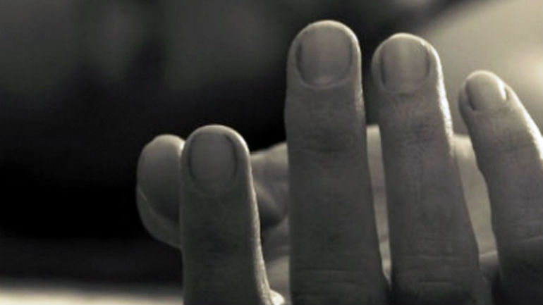 Πάτρα: Αυτοτραυματίστηκε στη μέση του δρόμου