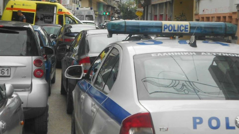 Ιωάννινα: Βουτιά θανάτου από μπαλκόνι πολυκατοικίας