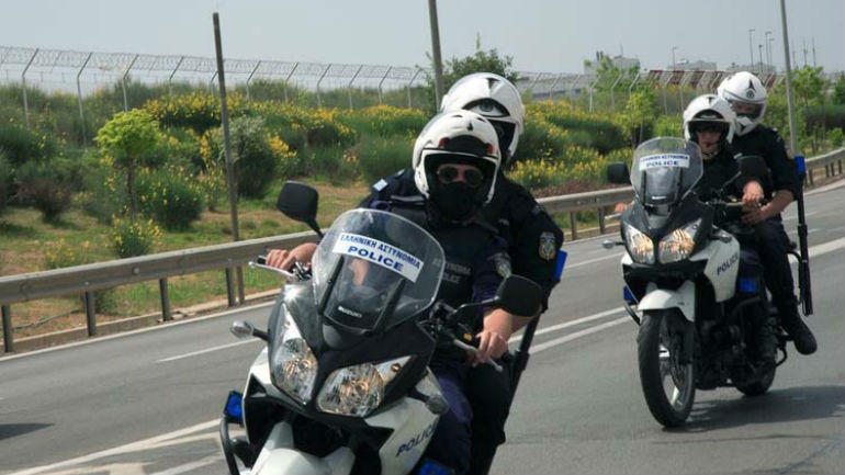 Λάρισα: Κινηματογραφική καταδίωξη κλεμμένου αυτοκινήτου