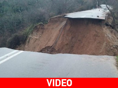 Ο δρόμος «κόπηκε» στα δύο