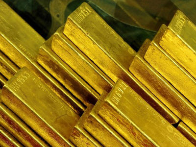 Κέρδη για χρυσό και αργό