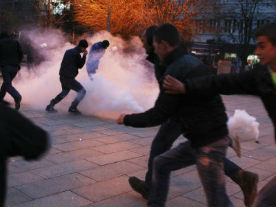 Πρίστινα: Βίαια επεισόδια σε αντικυβερνητική διαδήλωση