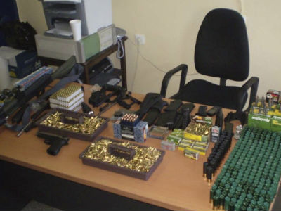 Στο εδώλιο γαμπρός και πεθερά για δέμα με όπλα και πυρομαχικά