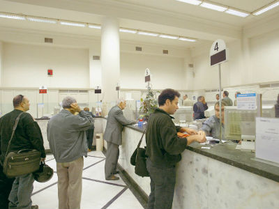 Ρόδος: Ζητεί από τράπεζα 200.000 ευρώ για ψυχική οδύνη!