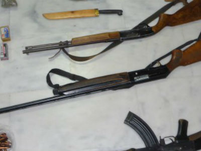 Οπλοστάσιο σε σπίτι ισοβίτη που κρυβόταν για 11 χρόνια