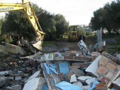 Ηράκλειο: Έπιασαν δουλειά οι μπουλντόζες