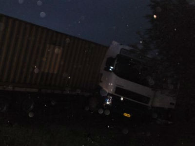 Ηλεία: Η νταλίκα έκλεισε τον δρόμο