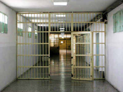 Ισοβίτες μαχαίρωσαν συγκρατούμενό τους στις φυλακές Δομοκού