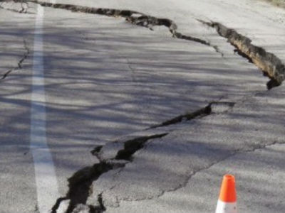 Ηράκλειο: Ο δρόμος κόπηκε στα δύο