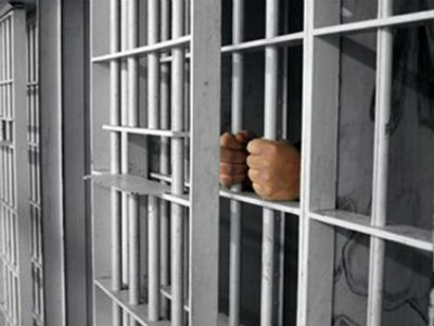 Βαρύς ο πέλεκυς για 16χρονο που χτύπησε και λήστεψε 90χρονη