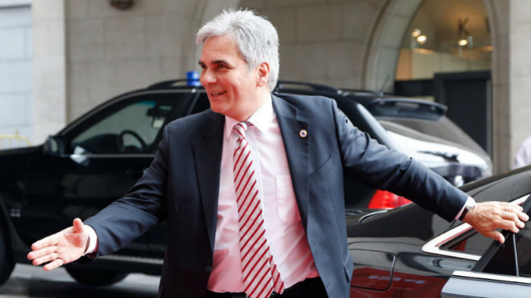 Φάιμαν: «Χρειάζεται πρόγραμμα-γέφυρα»