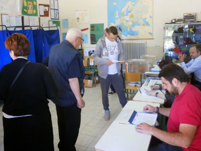 Ξάνθη: Επιστράτευσαν συγγενείς και φίλους για να σχηματίσουν εφορευτικές επιτροπές