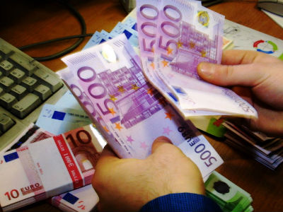 Συγκρατημένη αισιοδοξία για τους μισθούς στον ιδιωτικό τομέα