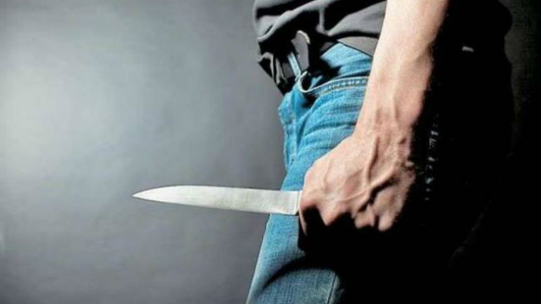 Αγρίνιο: Τον μαχαίρωσε έξω από το σπίτι του