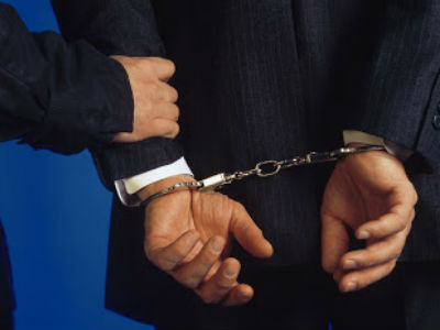 Σέρρες: Χειροπέδες σε δύο για χρέη 840.000 ευρώ