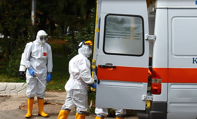 Ατομικά μέτρα προστασίας υγειονομικού προσωπικού ΕΚΑB