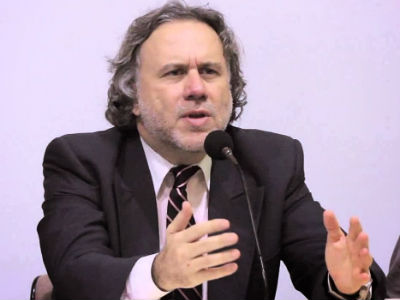 Κατρούγκαλος: «Ο ΣΥΡΙΖΑ θα διαπραγματευτεί διαφορετικά από τον Σαμαρά»