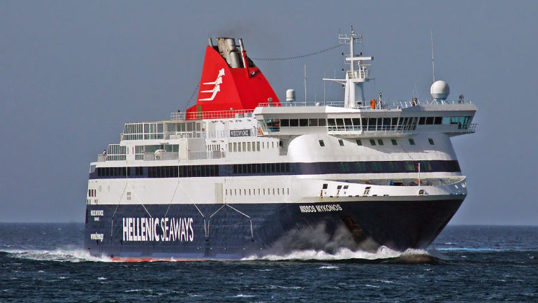 Στη Σύρο επιστρέφει το πλοίο «Μύκονος»