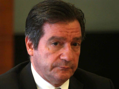 Ανέβηκαν οι τόνοι στο δημοτικό συμβούλιο της Αθήνας