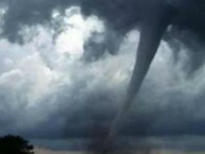 Ανεμοστρόβιλος προκάλεσε ζημιές στη Ζάκυνθο