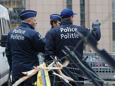 Καλοστημένη φάρσα η τραγωδία σε όργιο ηλικιωμένων;