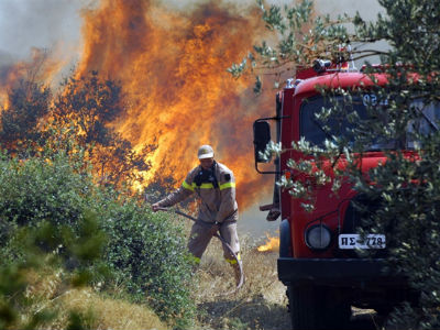 Χανιά: Δύο πυρκαγιές σε εξέλιξη