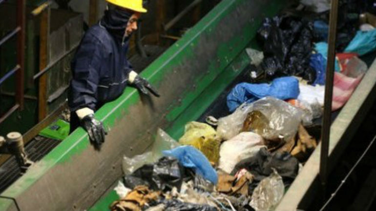 Απέλυσαν εργαζόμενη επειδή πήρε αναρρωτική άδεια