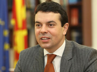 ΠΓΔΜ: «Μη αποδεκτή η ελληνική θέση για ονομασία erga omnes»