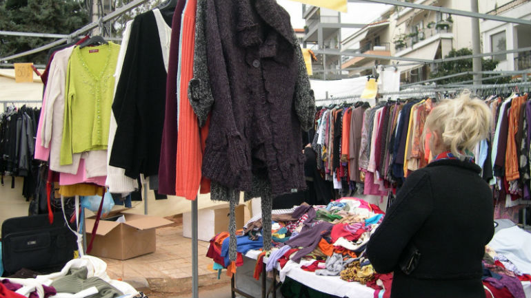 Εξαρθρώθηκε κύκλωμα που «πουλούσε προστασία» σε λαϊκές