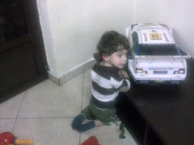 Ο μικρός Γιαννάκης χρειάζεται τη βοήθειά μας