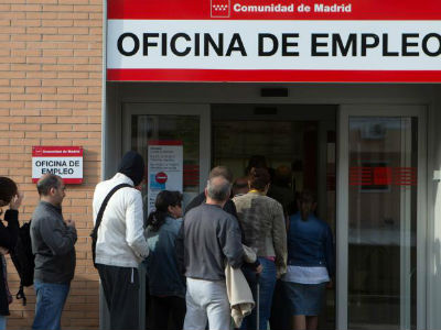 Διαφθορά και ανεργία ανησυχούν τους Ισπανούς