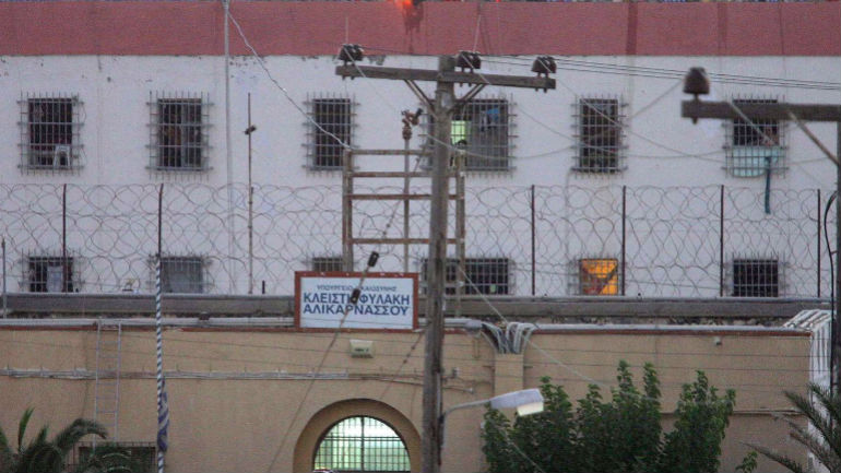 Ηράκλειο: Πέταξε μέσα στη φυλακή σέικερ με ναρκωτικά