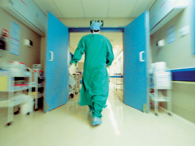 Έσβησε η 7χρονη που καταπλακώθηκε από καγκελόπορτα