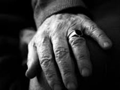 Τρίκαλα: Ηλικιωμένος έδωσε τις οικονομίες μιας ζωής σε απατεώνες