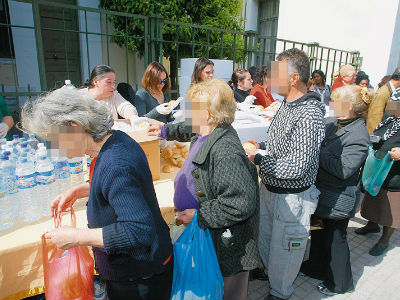 Πάτρα: Λιποθύμησε όταν έμαθε πως δεν πρόλαβε το συσσίτιο