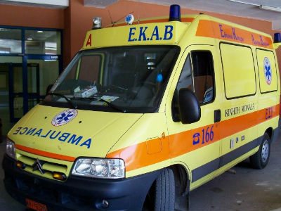 Στο νοσοκομείο 19χρονη μετά από τροχαίο