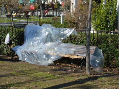 Καβάλα: Βρέθηκε στον δρόμο από τη μια στιγμή στην άλλη