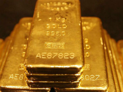 Απώλειες για χρυσό και πετρέλαιο