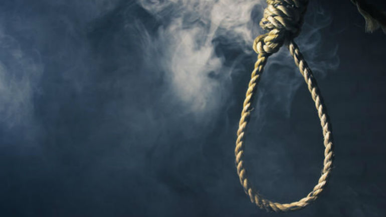 Βόλος: Προσπάθησε να κρεμαστεί και κόπηκε το σχοινί