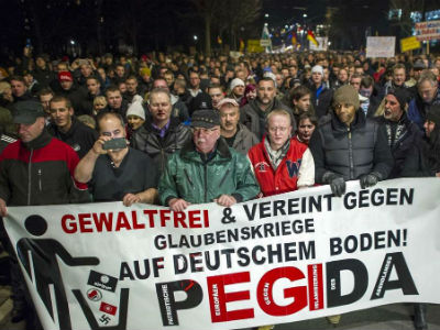 Βρετανία: H πρώτη διαδήλωση εναντίον των ισλαμιστών