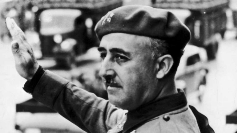 Ισπανία: Αρντείται την έκδοση πρώην αξιωματούχων του Φράνκο