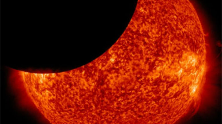 Χωρίς διαλείμματα οι μαθητές την Παρασκευή λόγω… έκλειψης Χωρίς διαλείμματα οι μαθητές την Παρασκευή λόγω… έκλειψης