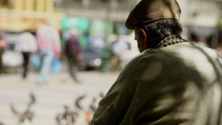 Ισχυρίζονται ότι τα παιδιά τους προκάλεσαν θανατηφόρο τροχαίο και ζητούν χρήματα