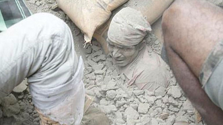 Νεπάλ: Περισσότερα από 1.800 τα θύματα του φονικού σεισμού