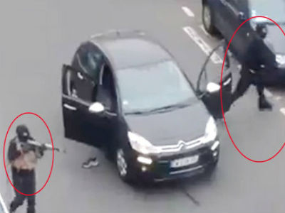 Στο Βέλγιο αγοράστηκαν τα όπλα των αιματηρών επιθέσεων στη Γαλλία Στο Βέλγιο αγοράστηκαν τα όπλα των αιματηρών επιθέσεων στη Γαλλία