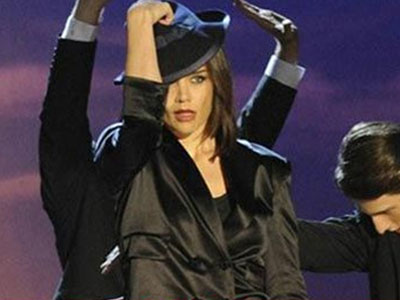 Η Katie Holmes … σε ρόλο χορεύτριας