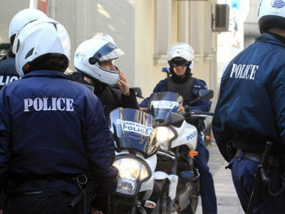 Χειροπέδες σε… αφηρημένους πελάτες