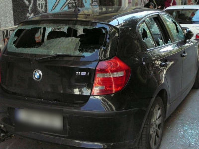 Βόλος: Μεθυσμένοι φοιτητές κατέστρεφαν αυτοκίνητα