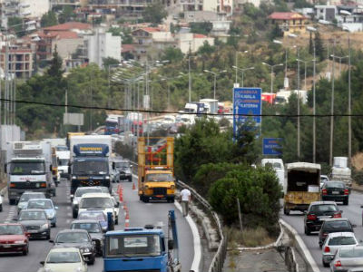 Θεσσαλονίκη: Μποτιλιάρισμα λόγω τροχαίων ατυχημάτων